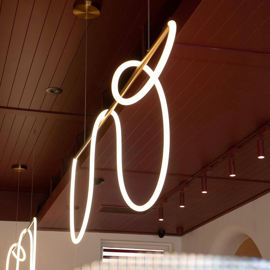Curl Curl Large Adjustable 200cm Linear Suspension Pendant