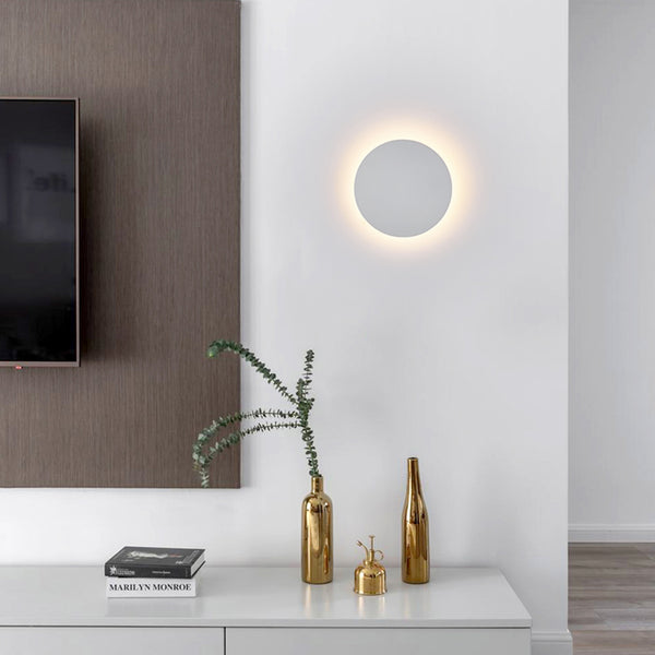 Bondi LED Wall Light 9W, 6W in Black or White