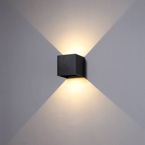 Outdoor Wall Lights